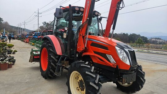 대동 트랙터 PX950PSC (93마력) 앞좌측면