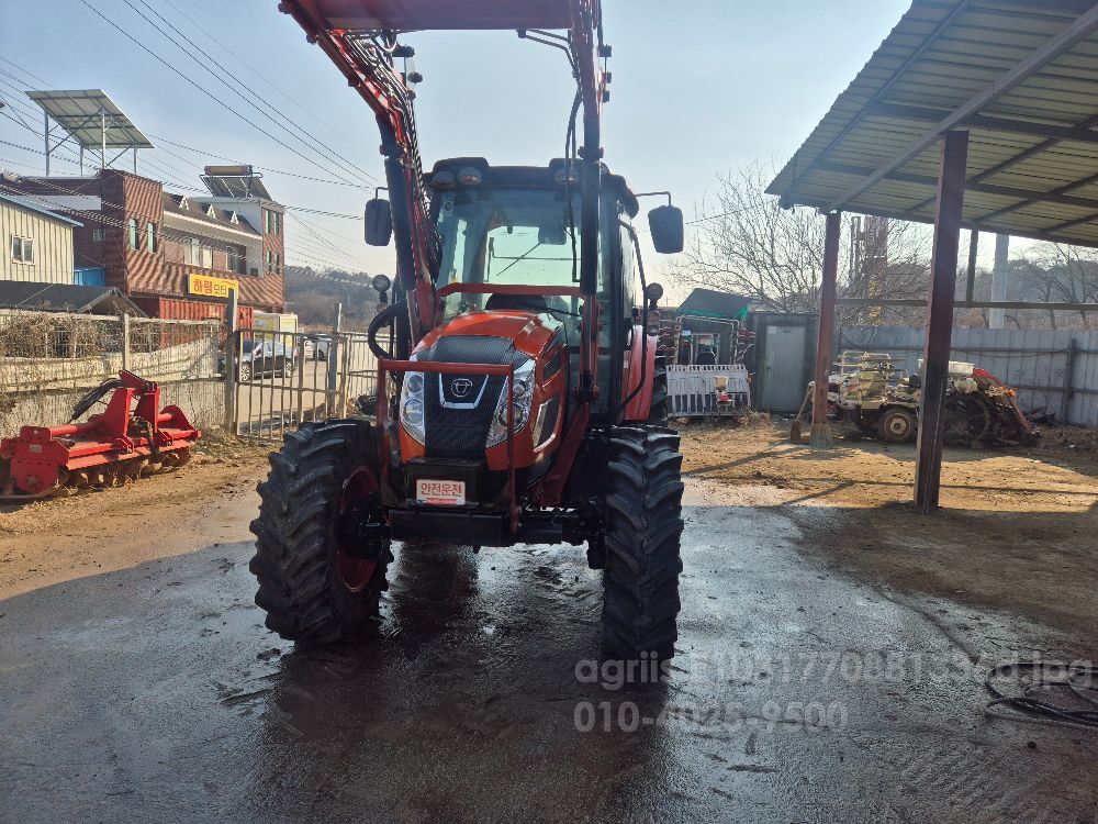 대동 트랙터 PX1000 (100마력) 뒤우측면