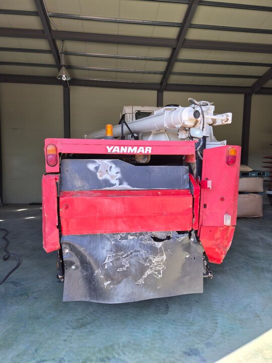 Yanmar Combine Harvester AW573 (5Rows)