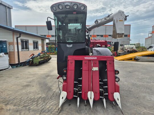 Yanmar Combine Harvester YH470 (4Rows) 앞좌측면
