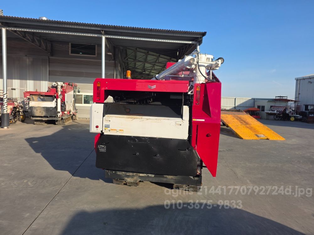 Yanmar Combine Harvester YH470 (4Rows) 뒤우측면
