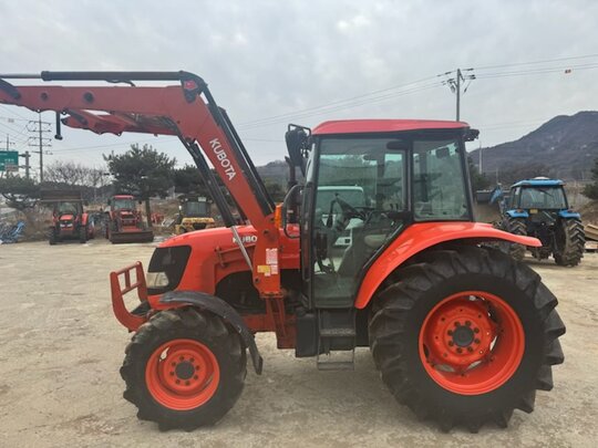 Kubota Tractor MZ763 (76hp) 앞좌측면
