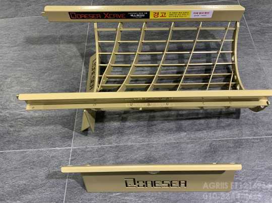 TYM 콤바인 HJ6135 (6조식) 앞좌측면