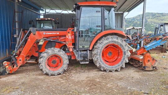 Daedong Tractor RX600 (60hp) 앞좌측면