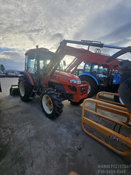 Daedong Tractor MX80 (80hp) 앞좌측면