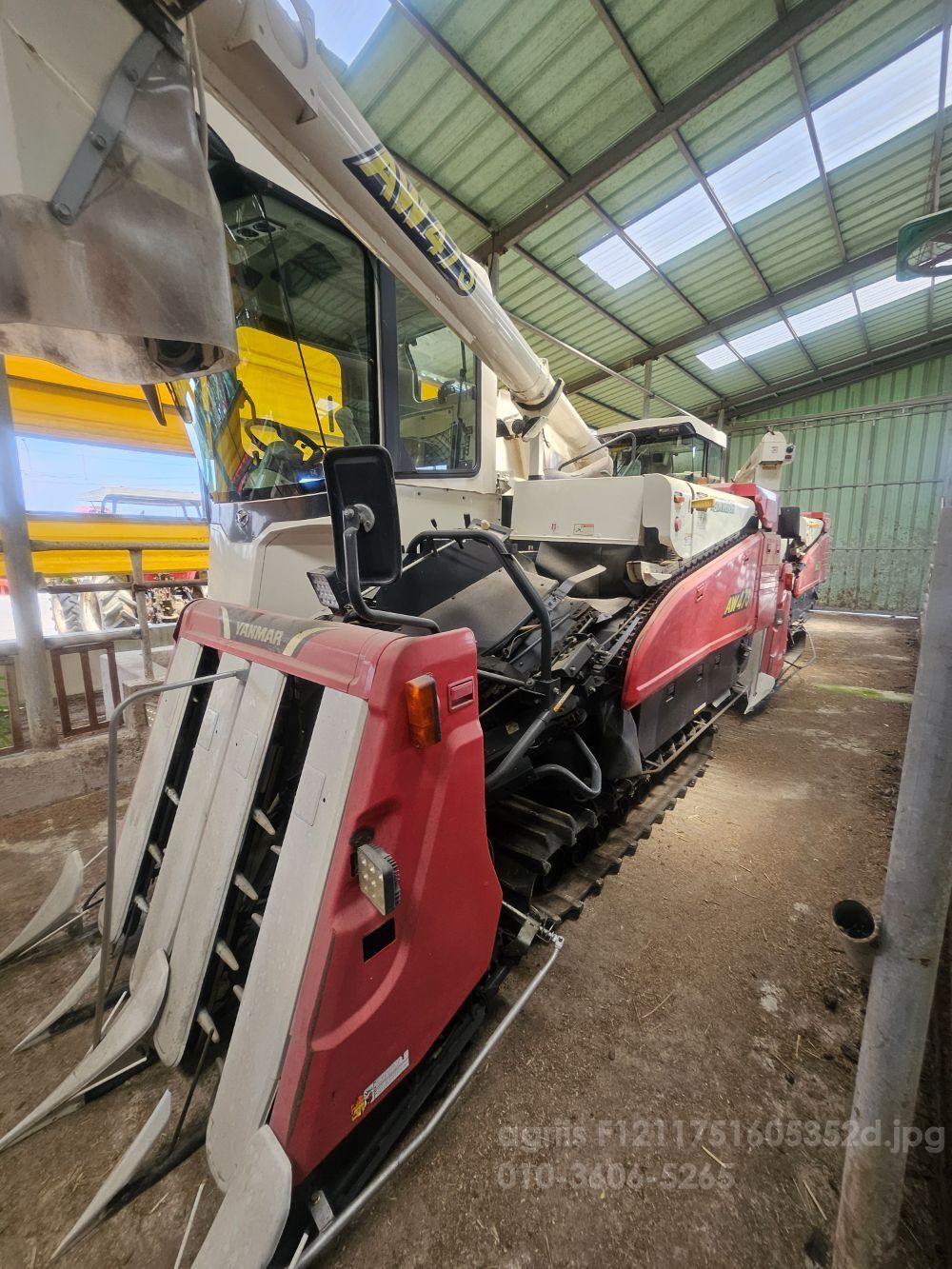 Yanmar Combine Harvester AW473 (4Rows) 뒤우측면