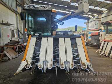 TYM 콤바인 HJ6135 (6조식) 앞좌측면