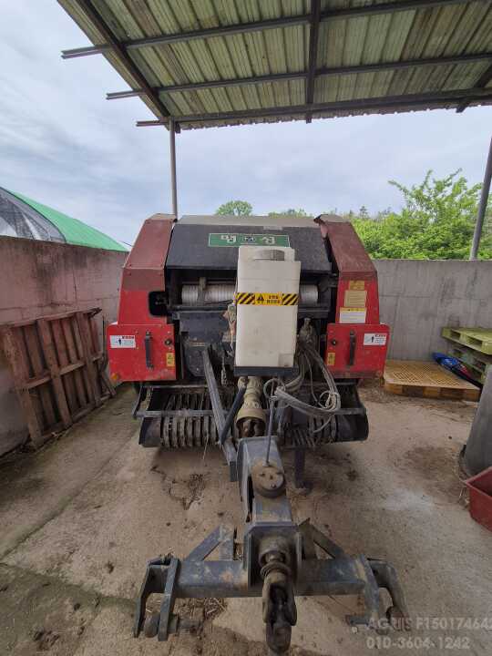  Round Baler RF100 