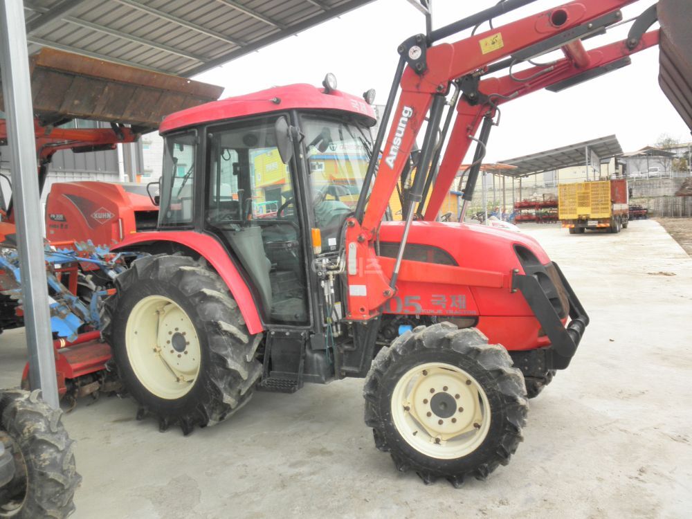 Kukje Tractor 4805 (48hp) 뒤우측면