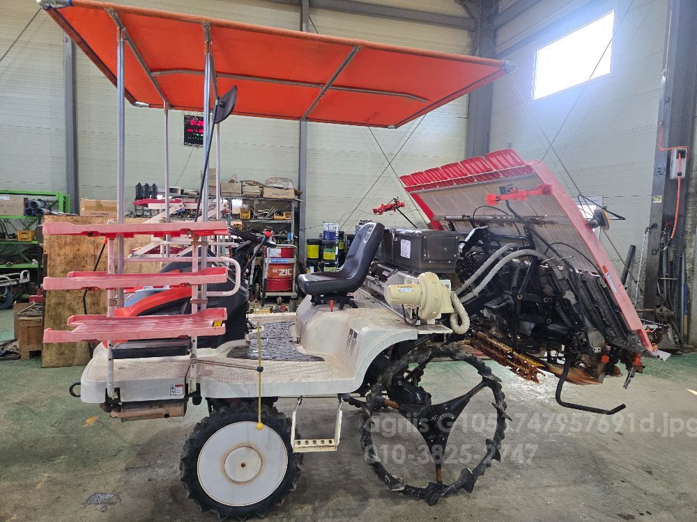 Daedong Rice transplanter ERP60 (6Rows) 뒤우측면