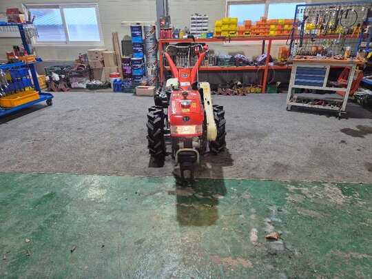 Daedong Power Tiller DT10 (10hp) 앞좌측면