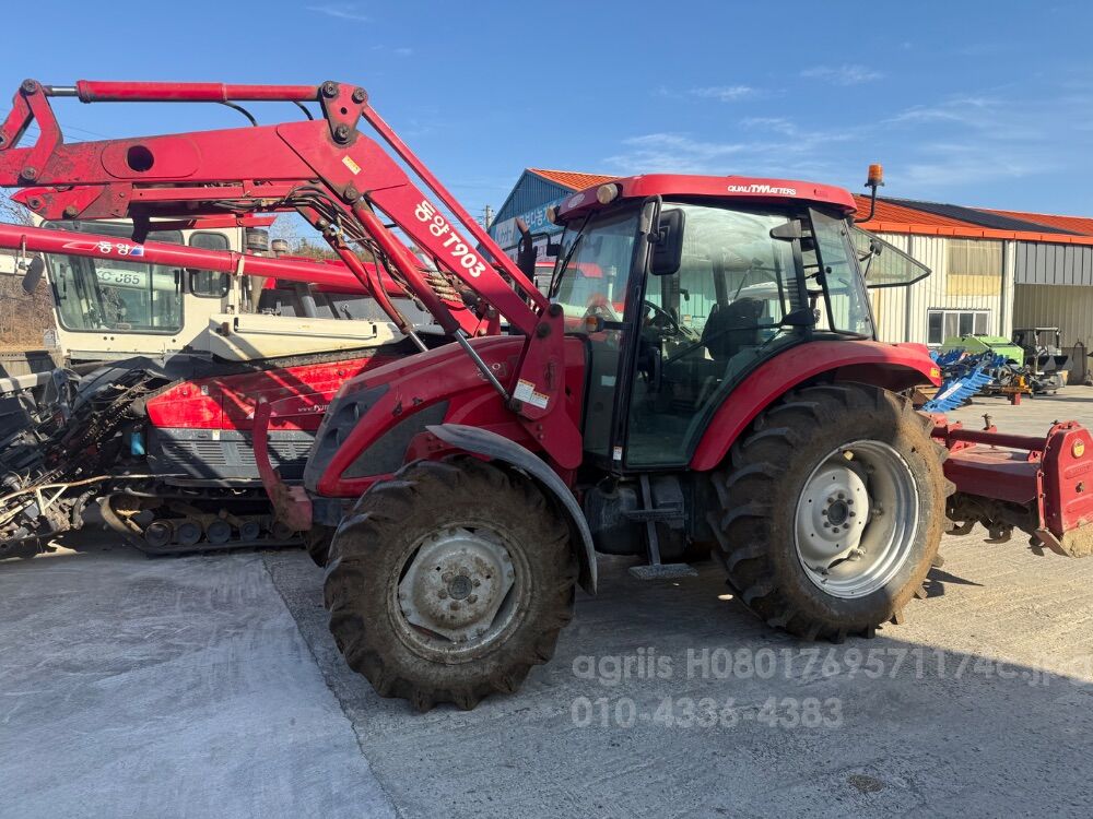 TYM 트랙터 T903 (90마력) 뒤우측면