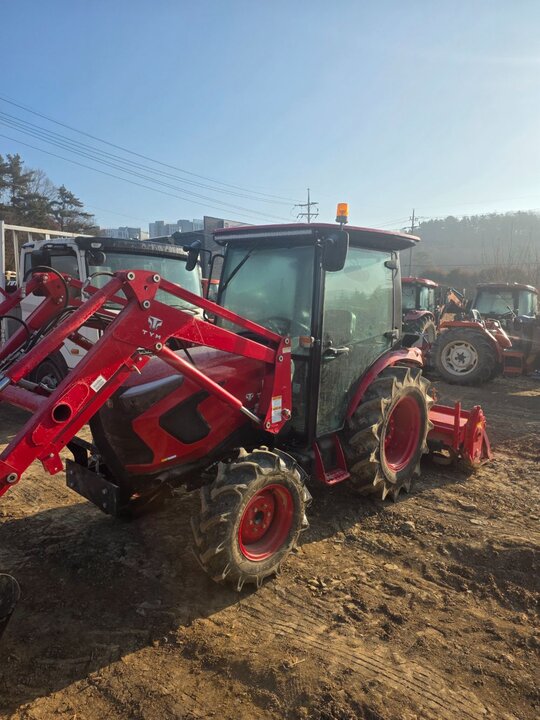 국제 트랙터 K48 (48마력)