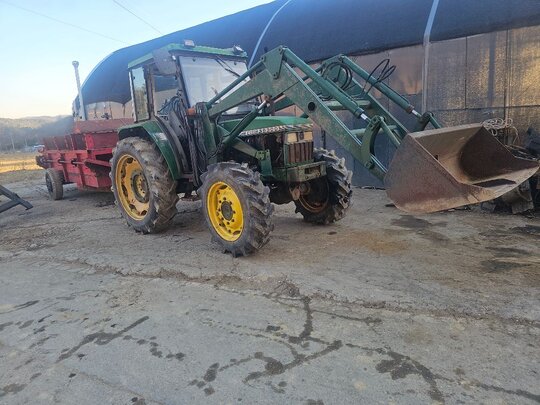 존디어 트랙터 5300 (56마력)