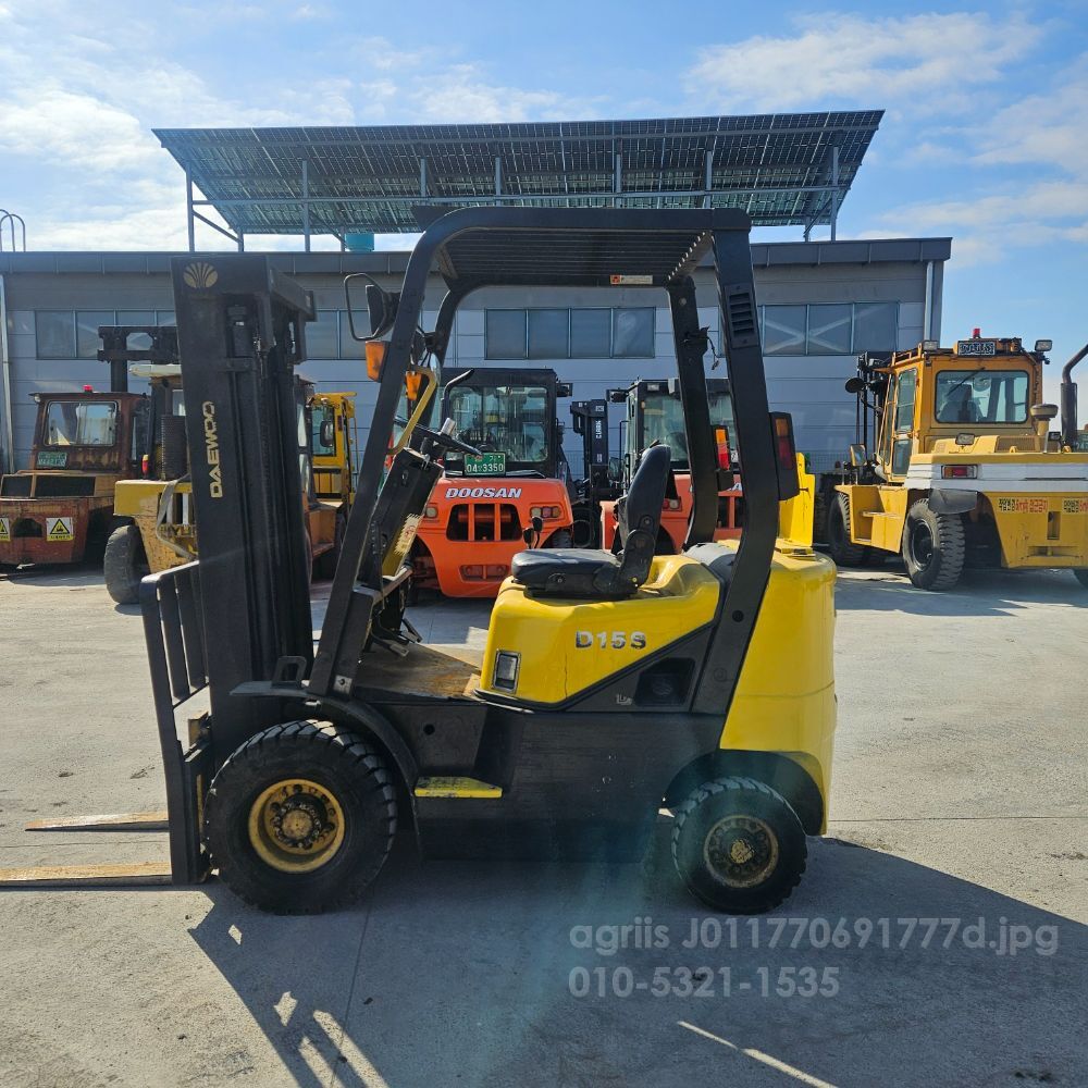Doosan Forklift D15S (1.5톤) 뒤우측면