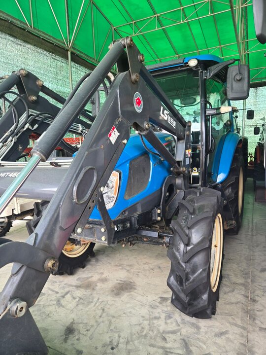 LS 트랙터 MT5.73 (73.9마력)