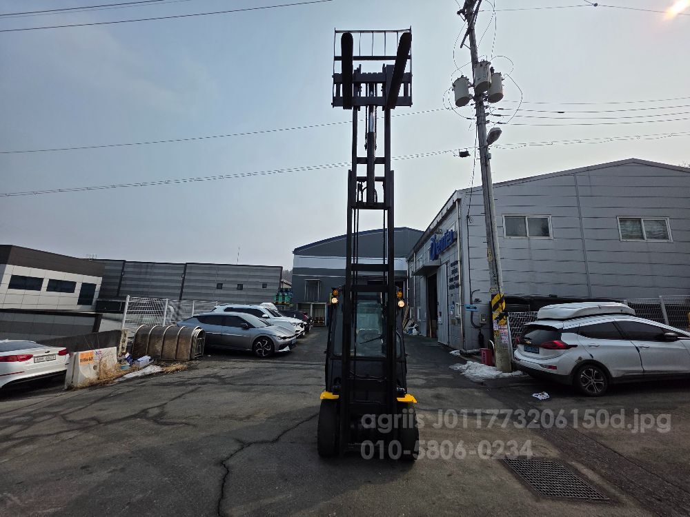  Forklift HDF30-5 (3톤) 뒤우측면