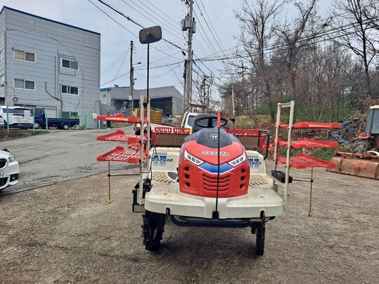 대동 이앙기 DRP60DSZF (6조식) 앞좌측면