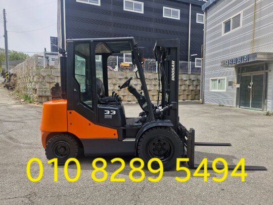 Doosan Forklift D33S-7 (3.3톤) 앞좌측면