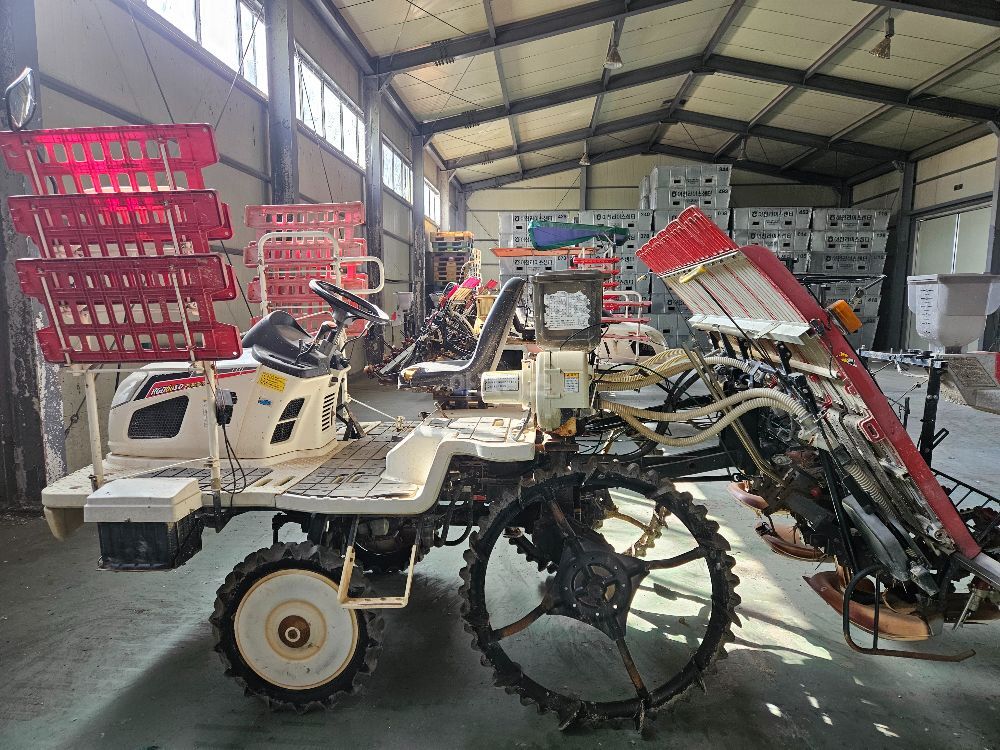 국제 이앙기 RGO-60SDY (6조식) (6조식) 뒤우측면