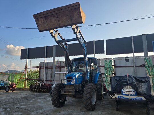 LS Tractor P7185 (88hp)