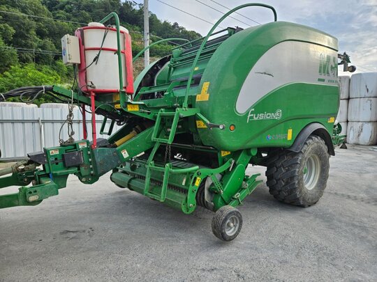  Round Baler FUSION3 