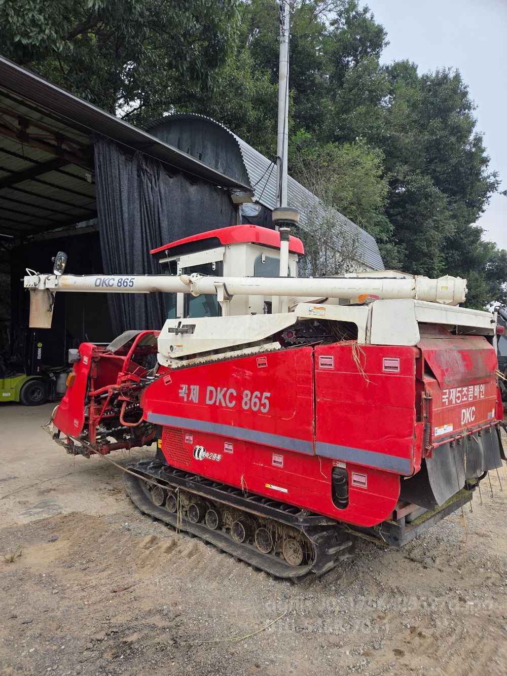 Kukje Combine Harvester DKC865 (5Rows) 뒤우측면