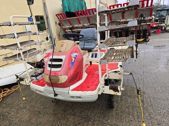 Yanmar Rice transplanter VP8 (8Rows)