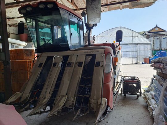 Kubota Combine Harvester ER595K (5Rows)