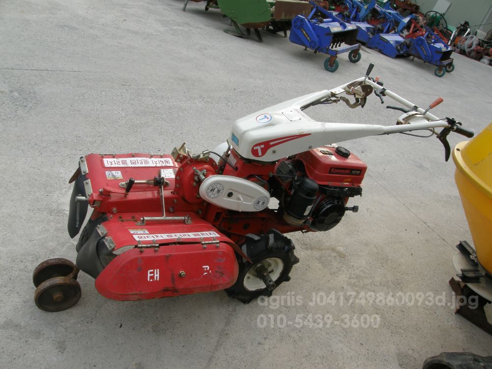 태광관리기250키시동 태광관리기250키시동 태광관리기250키시동 뒤우측면