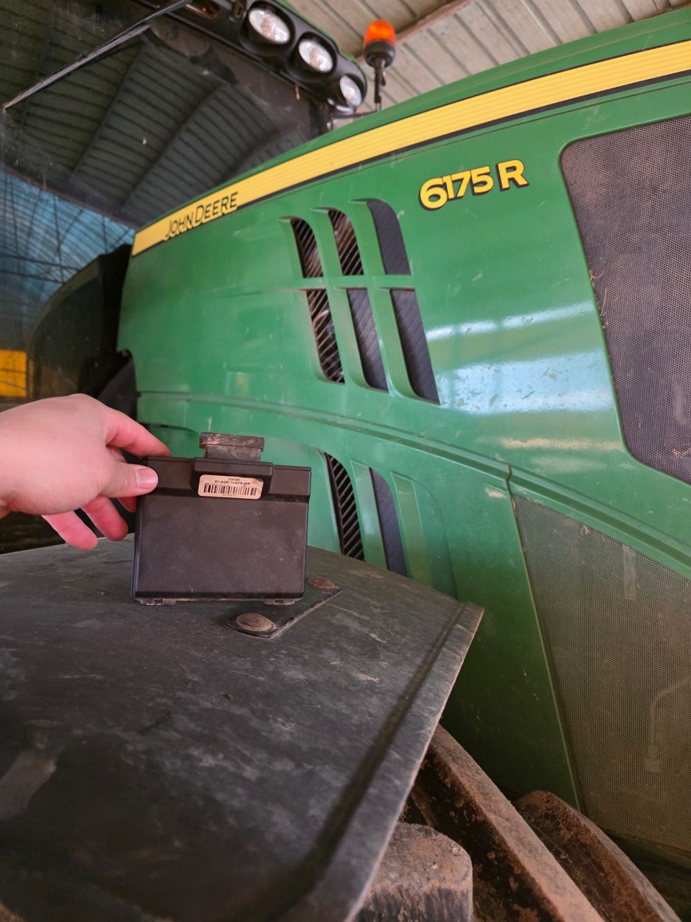 존디어 트랙터 6175R (175마력)