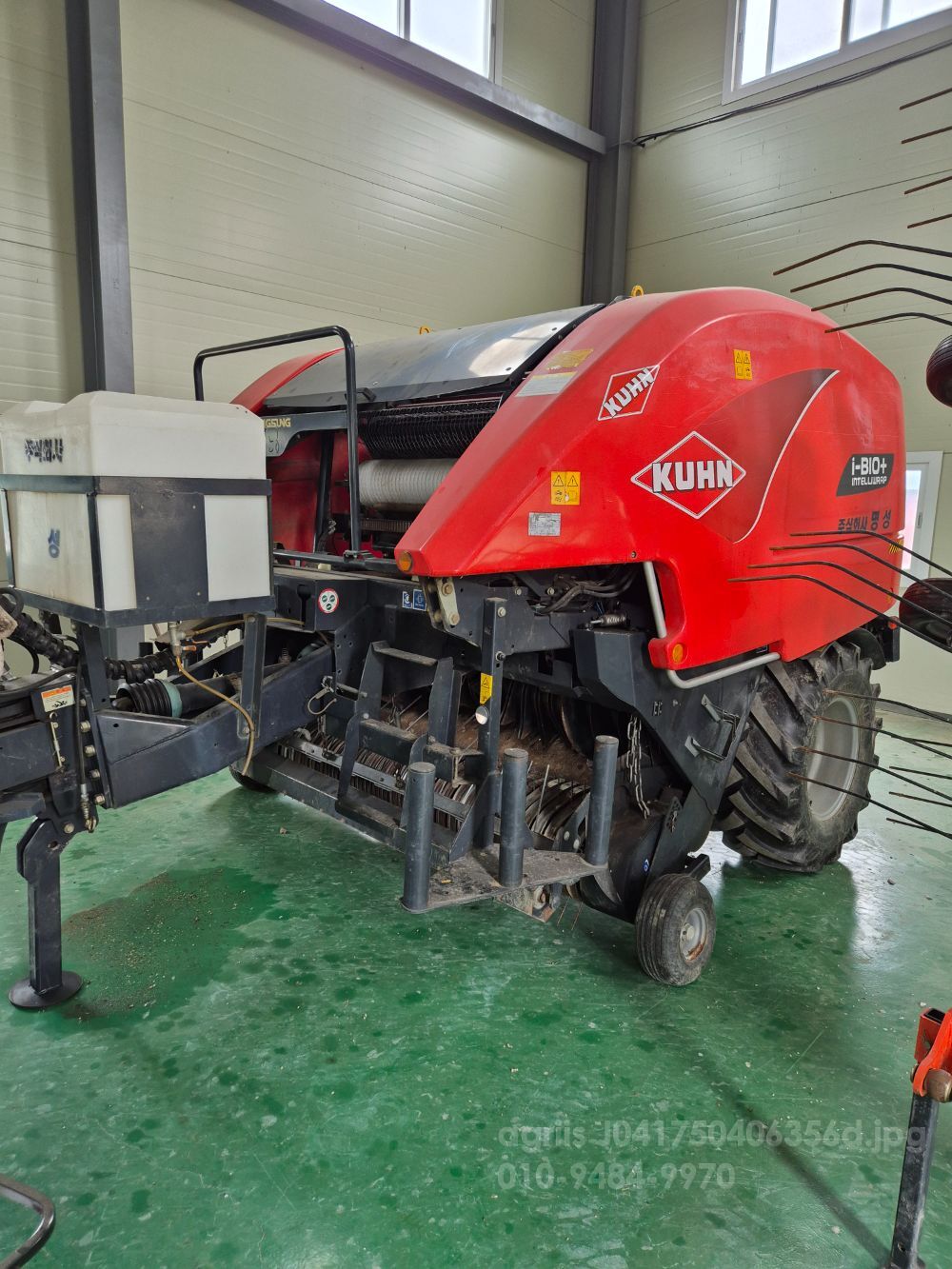 뉴홀랜드 베일러 베일러 뒤우측면