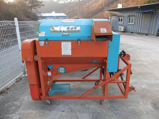 발산탈곡기 트렉터용 발산탈곡기 트렉터용 발산탈곡기 트렉터용