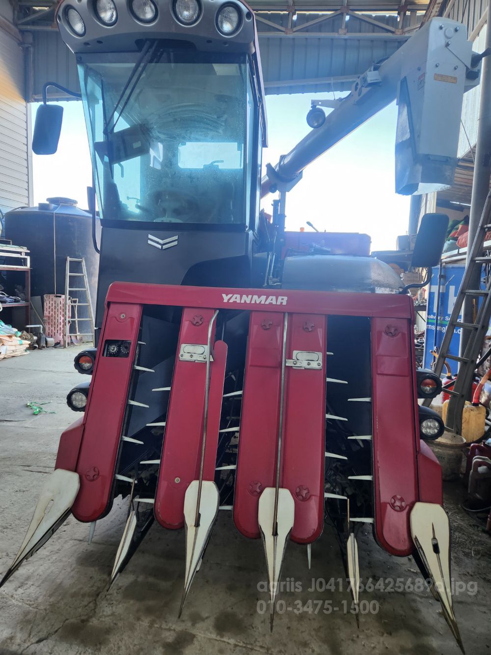 Yanmar Combine Harvester YH570 (5Rows) 뒤우측면