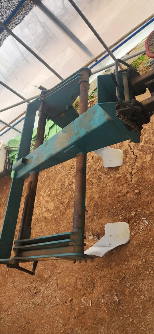 아세아 관리기 CFM-1200 (20마력) 앞좌측면