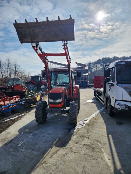 구보다 트랙터 MZ703 (70마력)