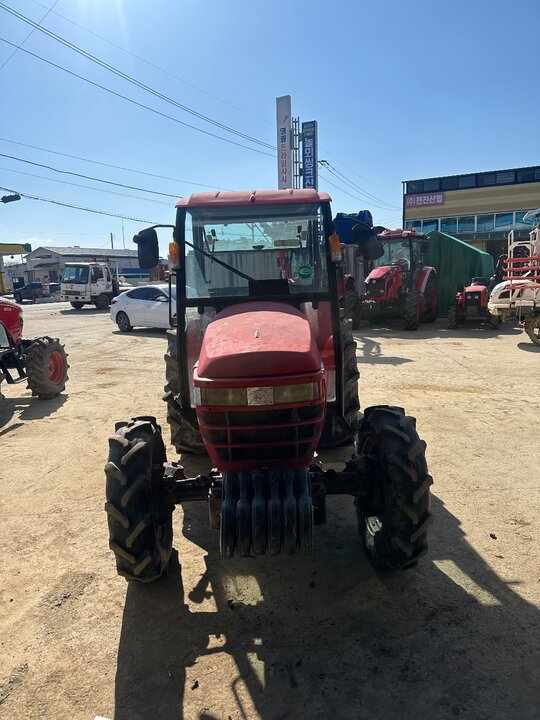 Kukje Tractor AF365 (36hp) 앞좌측면