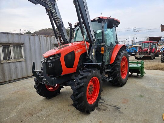 Kubota Tractor MR1007 (106hp) 앞좌측면