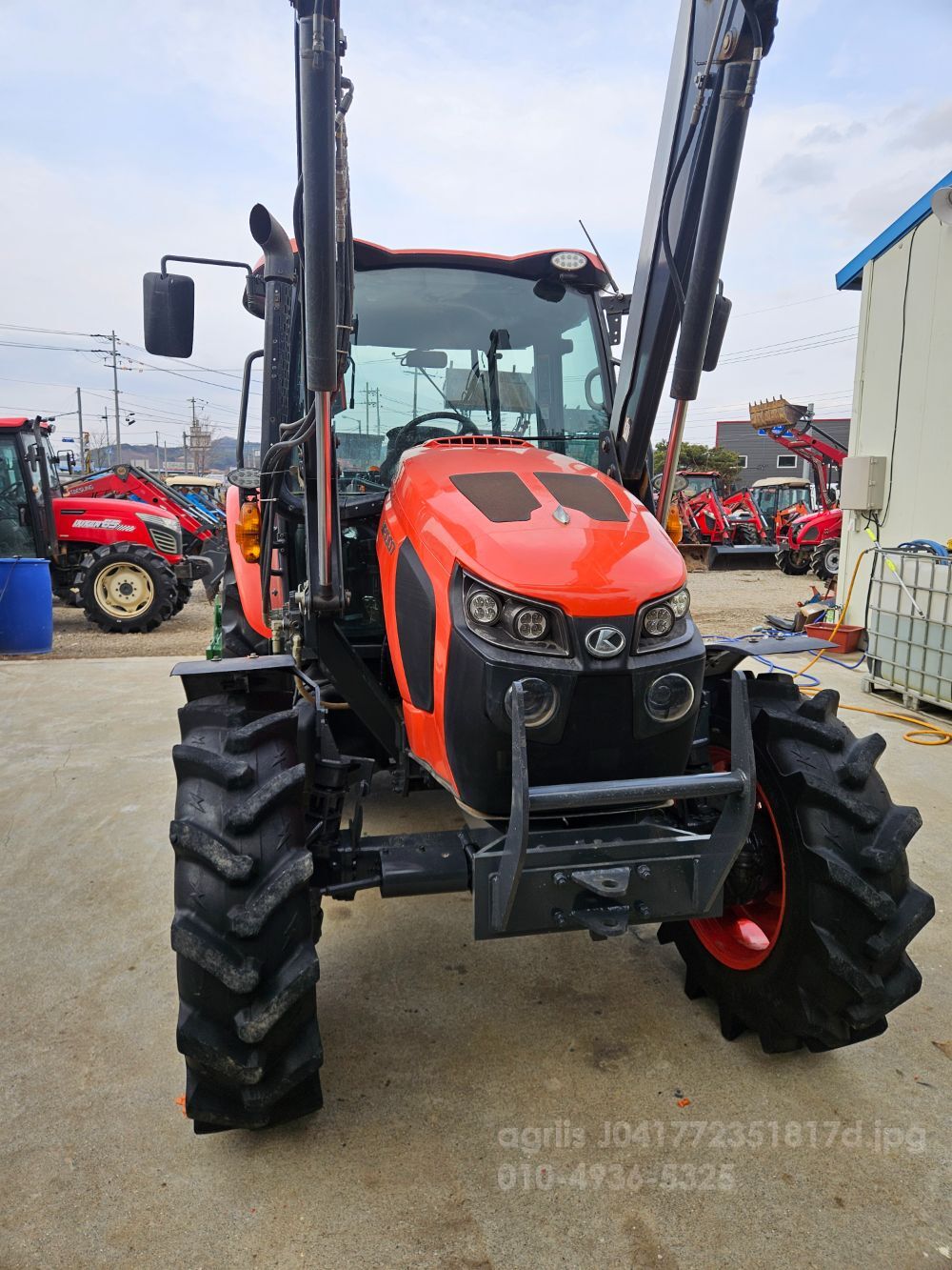 Kubota Tractor MR1007 (106hp) 뒤우측면