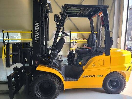  Forklift 포렉스35n-9v (3.5톤)