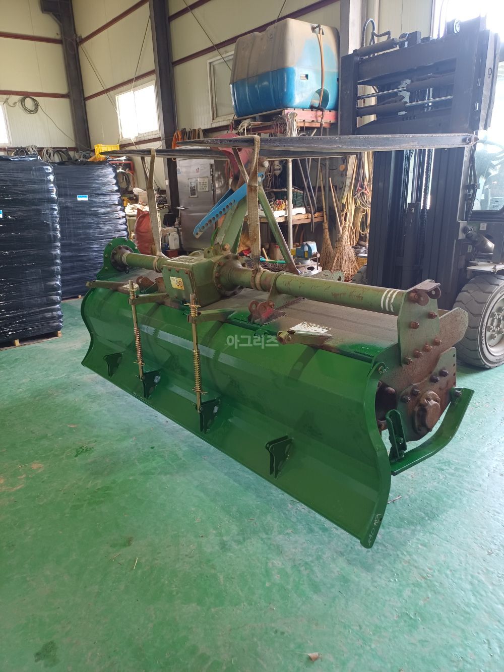 웅진 로타리 wjr2300 (경폭2300cm) 뒤우측면