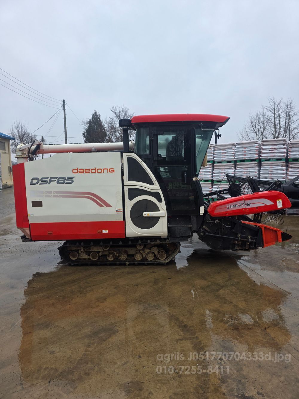 Daedong Combine Harvester DSF85 (보통형) 뒤우측면