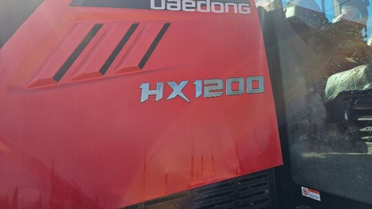 Daedong Tractor HX1200 (127hp) 앞좌측면