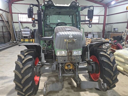  Tractor 펜트 208 (85hp) 앞좌측면