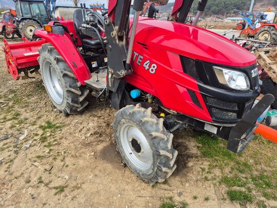 TYM Tractor TE48 (48hp)