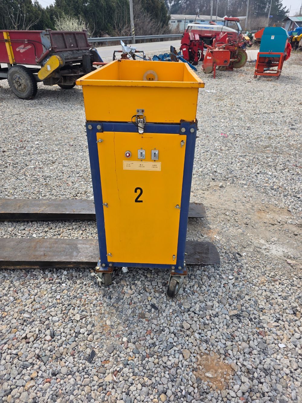 두루기계 두루마늘쪽분리기 DRSP-350K 뒤우측면