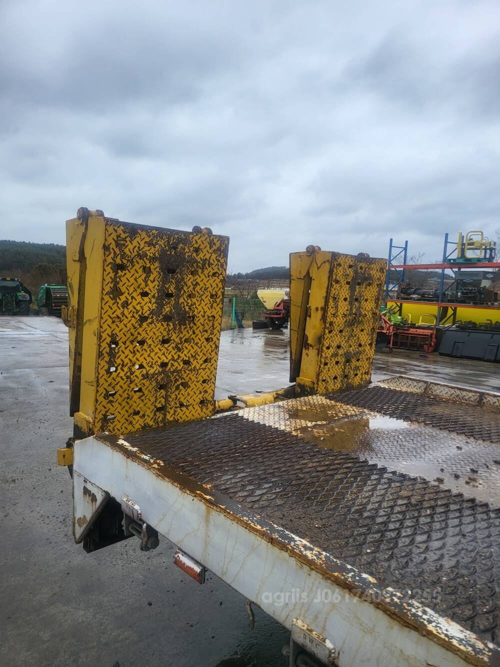  셀프로더 (미니추레라) e마이티 셀프로더 3.5톤 뒤우측면