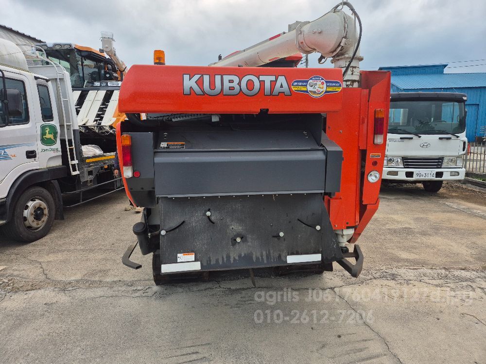Kubota Combine Harvester ZR6130 (6Rows) 뒤우측면