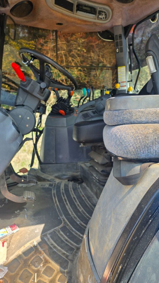 뉴홀랜드 트랙터 TX110A (110마력)