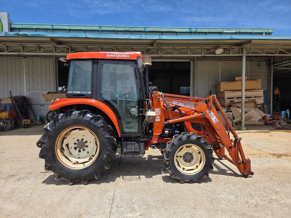 대동 트랙터 D500 (50마력) 뒤우측면
